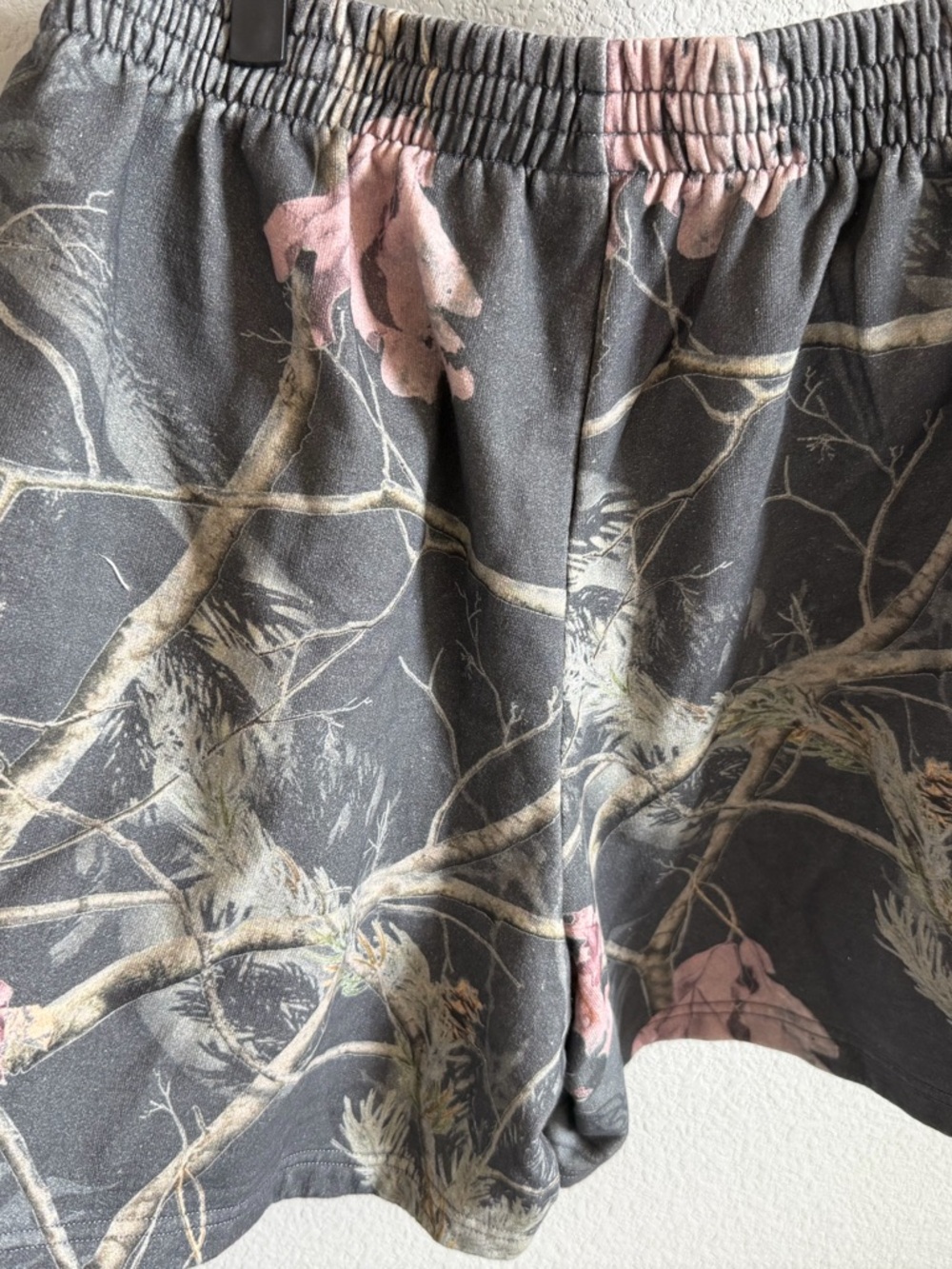 Civil Regime Men’s Gray Floral Print Shorts - Picture 4 of 4